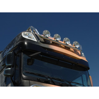 Scheinwerferbügel unten Tailor mit LEDs - LKW Ersatzteile beim Experten  bestellen